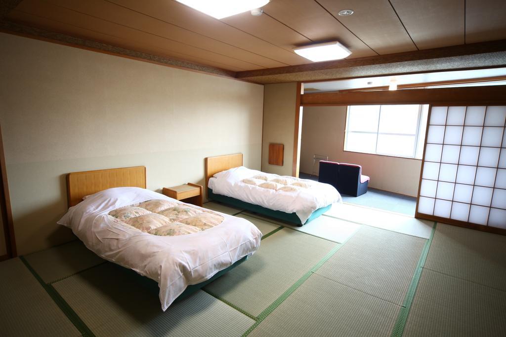 Atagawa Onsen Hotel Ohruri Хигашиизу Стая снимка